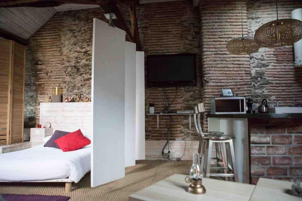 Loft Charmant Dans Le Centre Historique Nantes Esterno foto